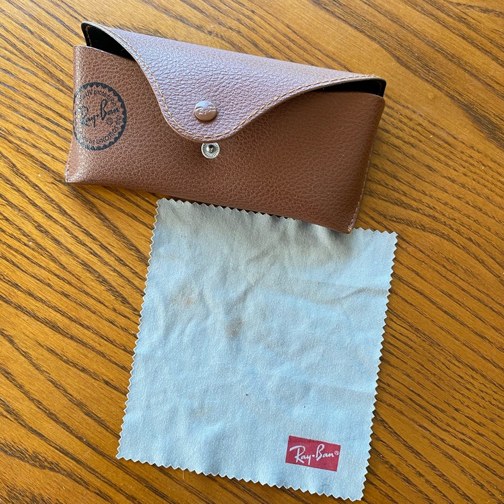 Ray-Ban brown glasses case and cloth.